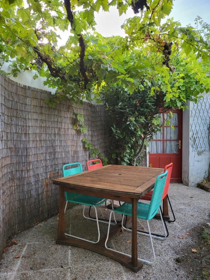 La Maison Rouge Paisible Maison De Pays Saujon Exterior photo